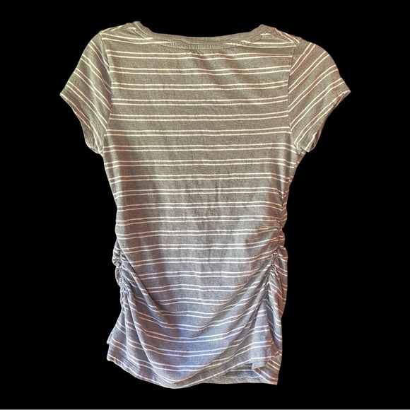 Liz Lange Maternity Short
Sleeve Ruched Side Shirt Gray & White Stripes. - Picture 2 of 5